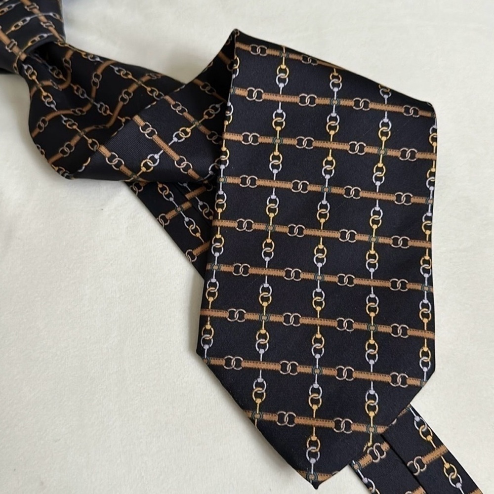 VINTAGE GUCCI TIE